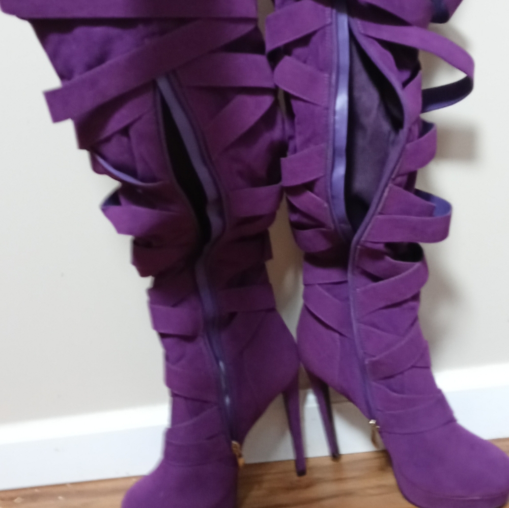 Ami Clubwear faux suede thigh high boots size 9